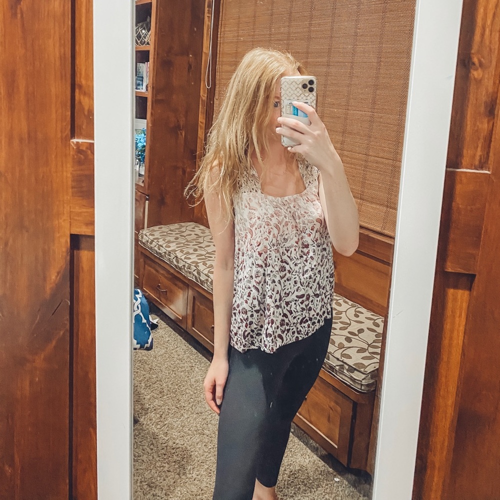 Floral Tank with Lace Sleeve